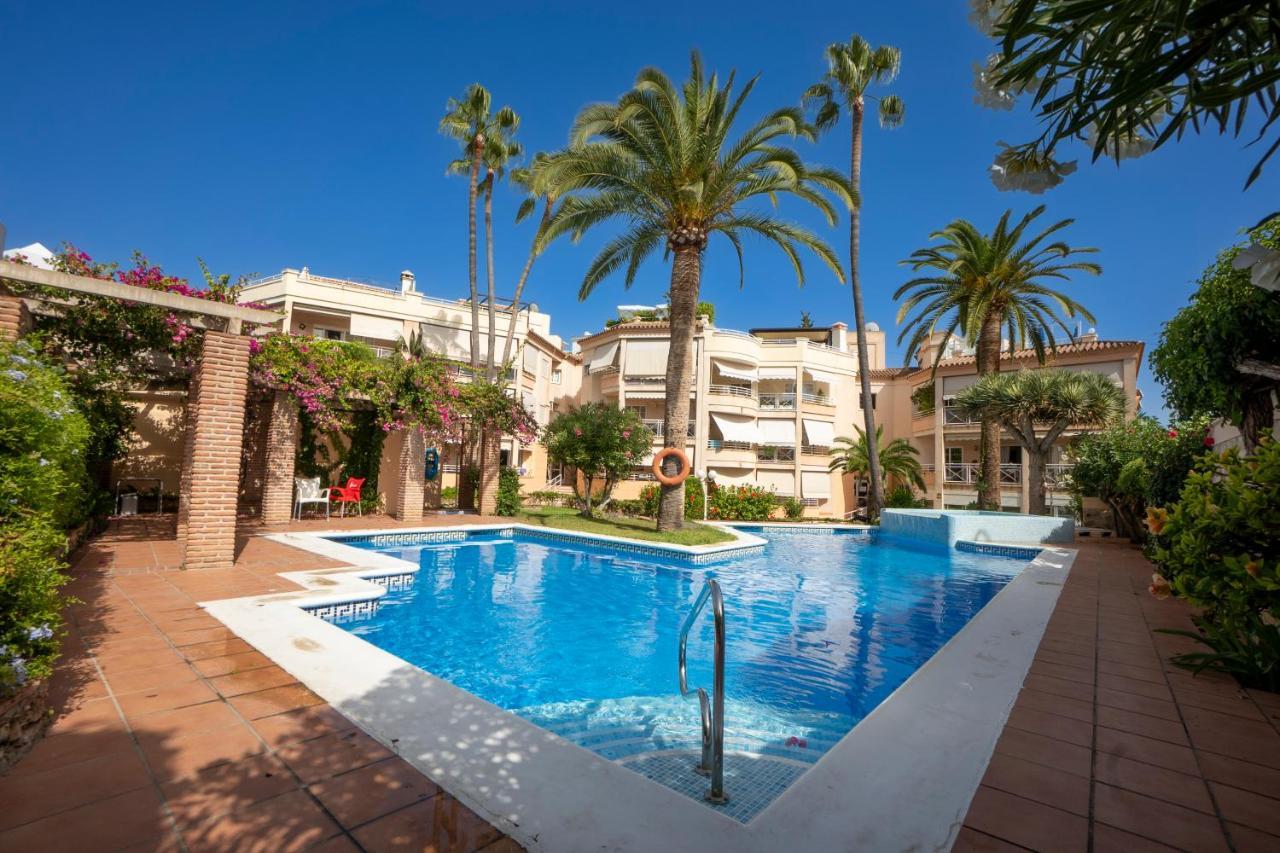 Апартаменты Nerja Jarales Menyber Экстерьер фото