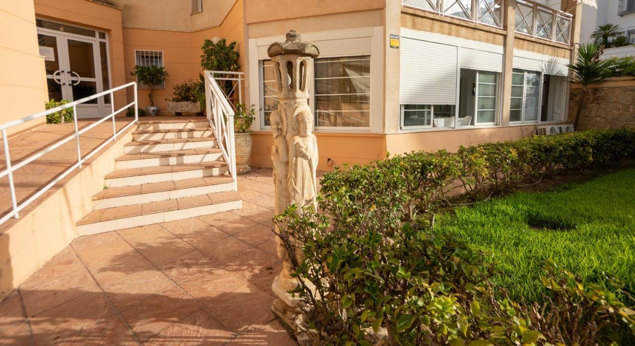 Апартаменты Nerja Jarales Menyber Экстерьер фото