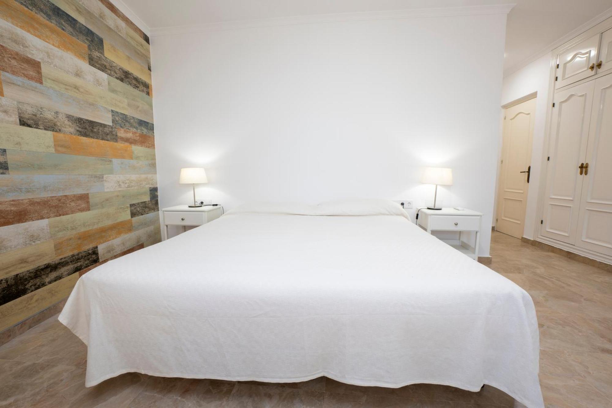 Апартаменты Nerja Jarales Menyber Экстерьер фото